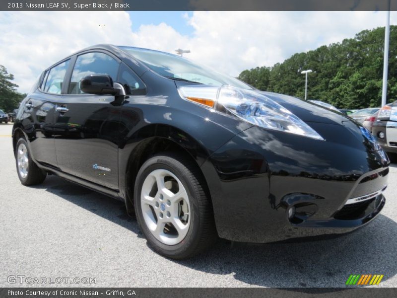 Super Black / Black 2013 Nissan LEAF SV