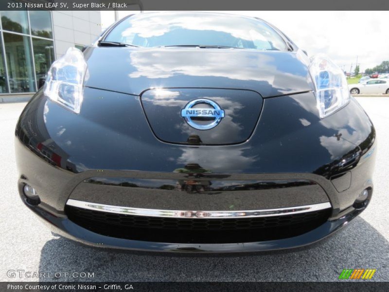 Super Black / Black 2013 Nissan LEAF SV