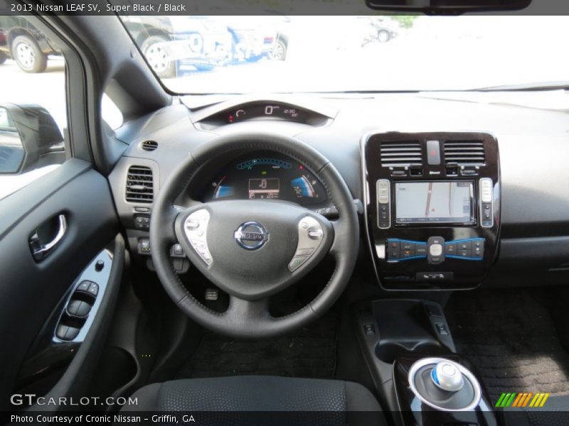 Super Black / Black 2013 Nissan LEAF SV