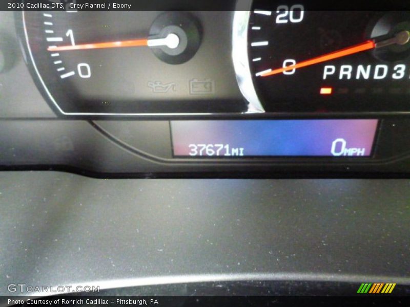 Grey Flannel / Ebony 2010 Cadillac DTS