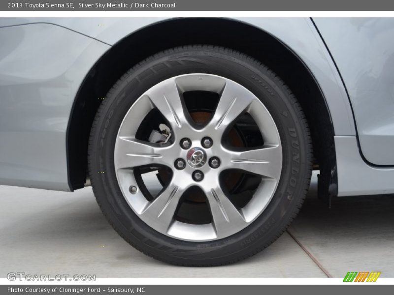Silver Sky Metallic / Dark Charcoal 2013 Toyota Sienna SE