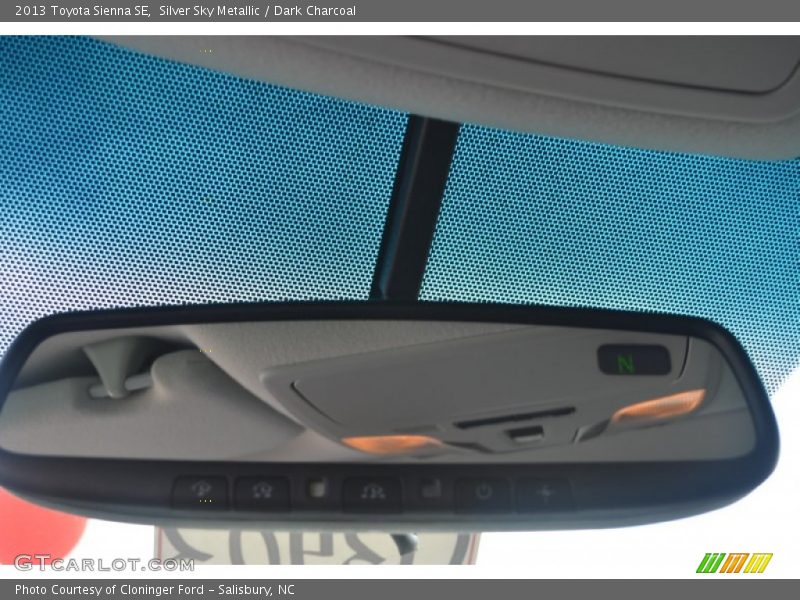 Silver Sky Metallic / Dark Charcoal 2013 Toyota Sienna SE