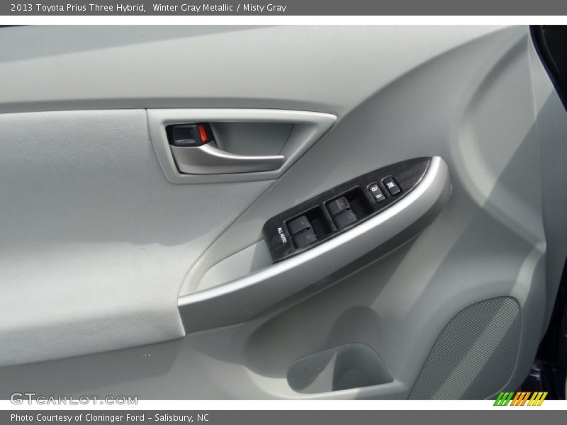 Winter Gray Metallic / Misty Gray 2013 Toyota Prius Three Hybrid