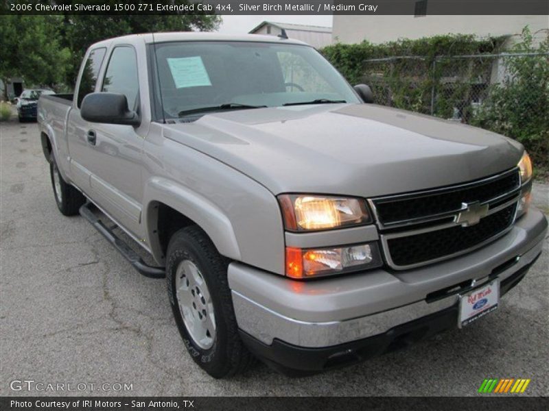 Silver Birch Metallic / Medium Gray 2006 Chevrolet Silverado 1500 Z71 Extended Cab 4x4
