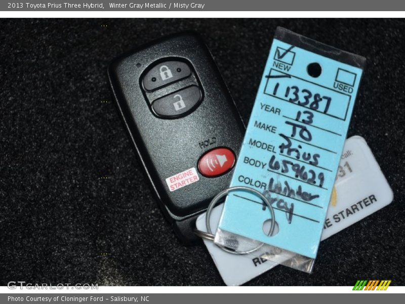 Winter Gray Metallic / Misty Gray 2013 Toyota Prius Three Hybrid