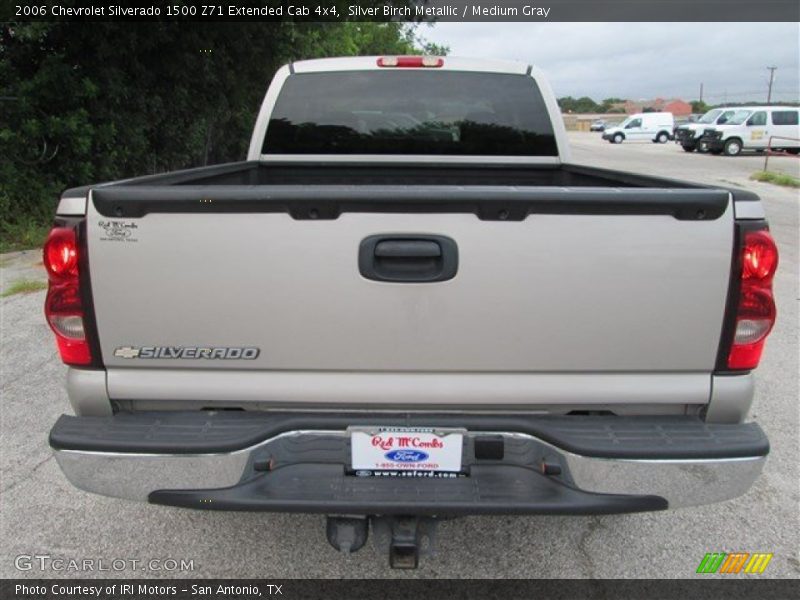 Silver Birch Metallic / Medium Gray 2006 Chevrolet Silverado 1500 Z71 Extended Cab 4x4
