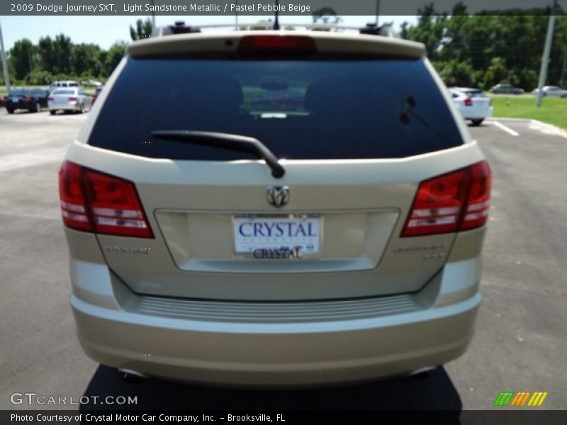 Light Sandstone Metallic / Pastel Pebble Beige 2009 Dodge Journey SXT