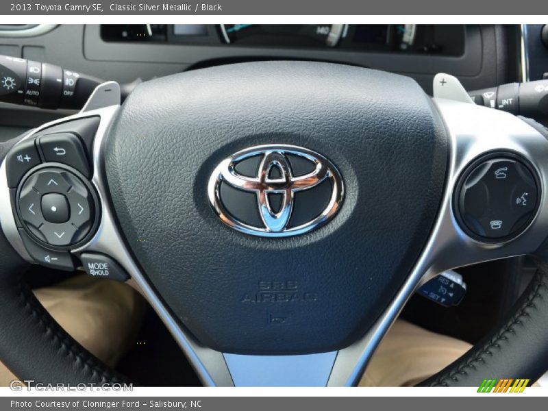 Classic Silver Metallic / Black 2013 Toyota Camry SE