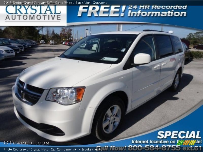 Stone White / Black/Light Graystone 2013 Dodge Grand Caravan SXT