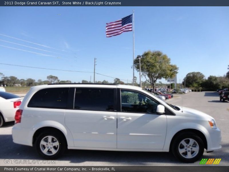 Stone White / Black/Light Graystone 2013 Dodge Grand Caravan SXT