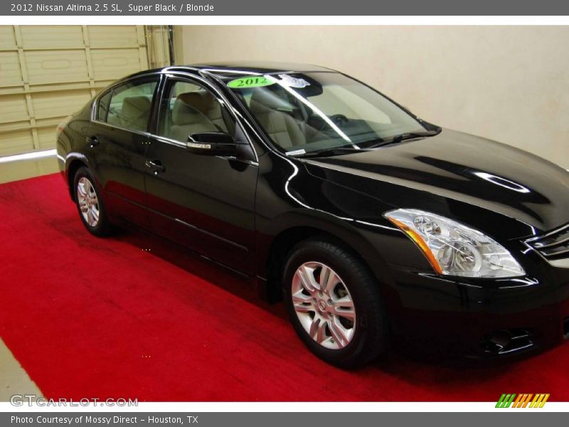 Super Black / Blonde 2012 Nissan Altima 2.5 SL