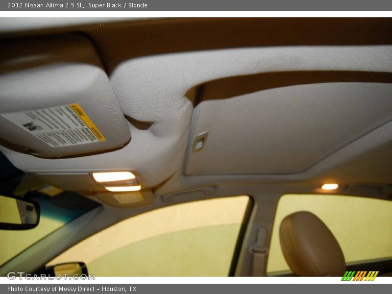 Super Black / Blonde 2012 Nissan Altima 2.5 SL