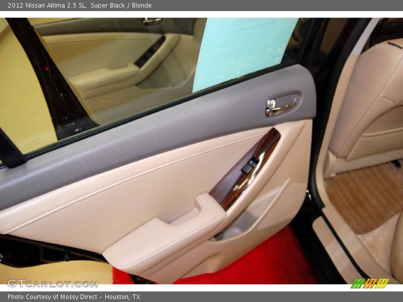 Super Black / Blonde 2012 Nissan Altima 2.5 SL