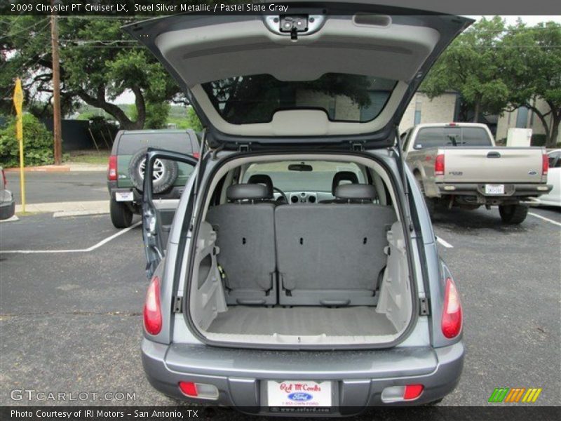 Steel Silver Metallic / Pastel Slate Gray 2009 Chrysler PT Cruiser LX