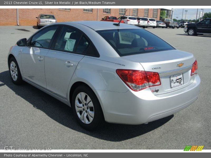 Silver Ice Metallic / Jet Black/Medium Titanium 2013 Chevrolet Cruze LS