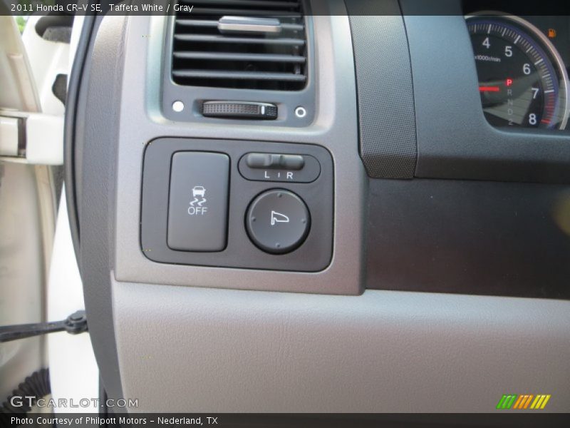 Taffeta White / Gray 2011 Honda CR-V SE