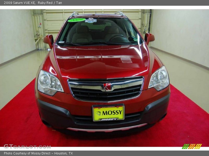 Ruby Red / Tan 2009 Saturn VUE XE