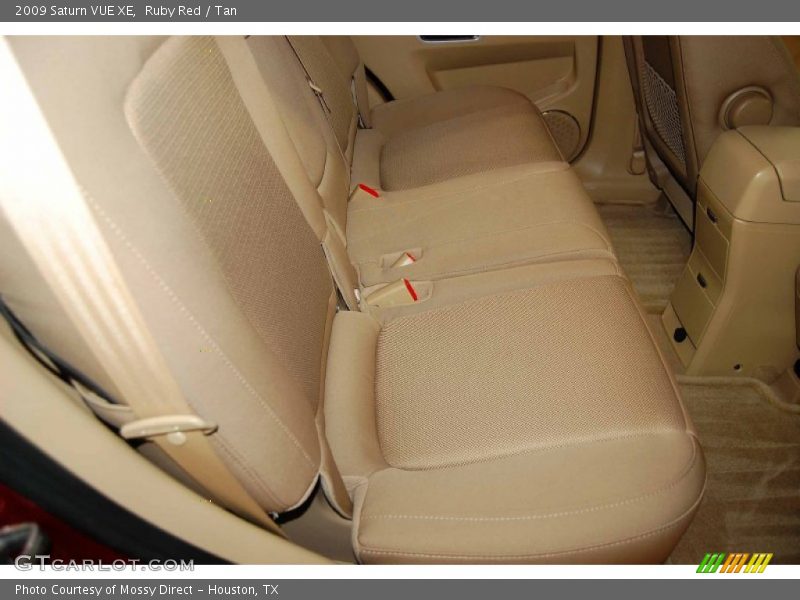 Ruby Red / Tan 2009 Saturn VUE XE