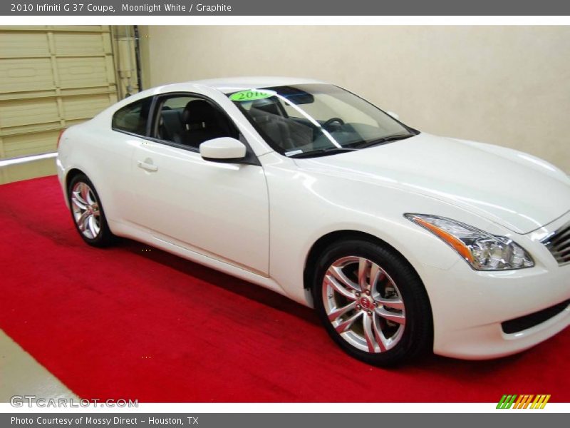 Moonlight White / Graphite 2010 Infiniti G 37 Coupe