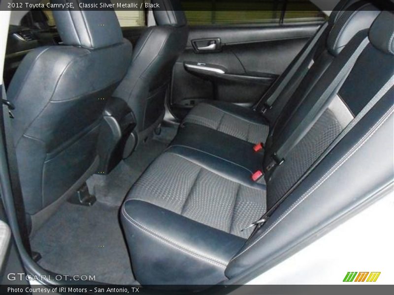 Classic Silver Metallic / Black 2012 Toyota Camry SE