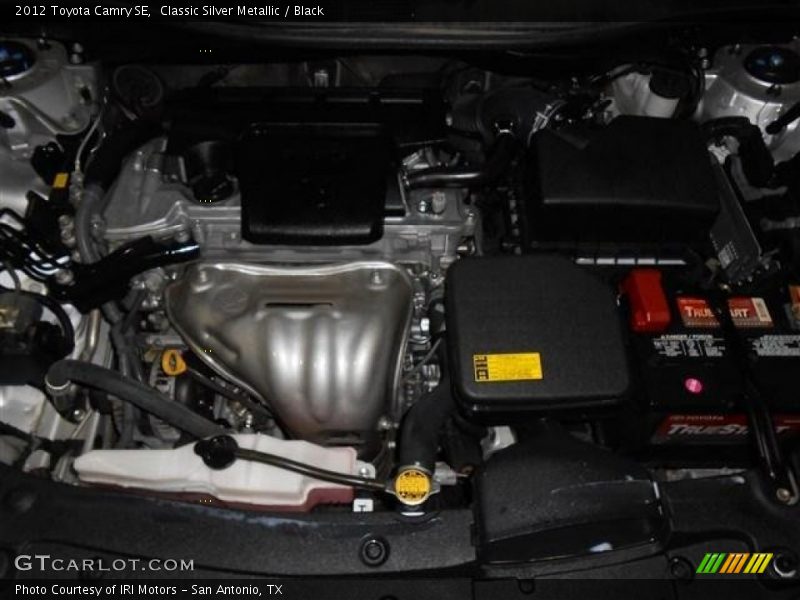 Classic Silver Metallic / Black 2012 Toyota Camry SE