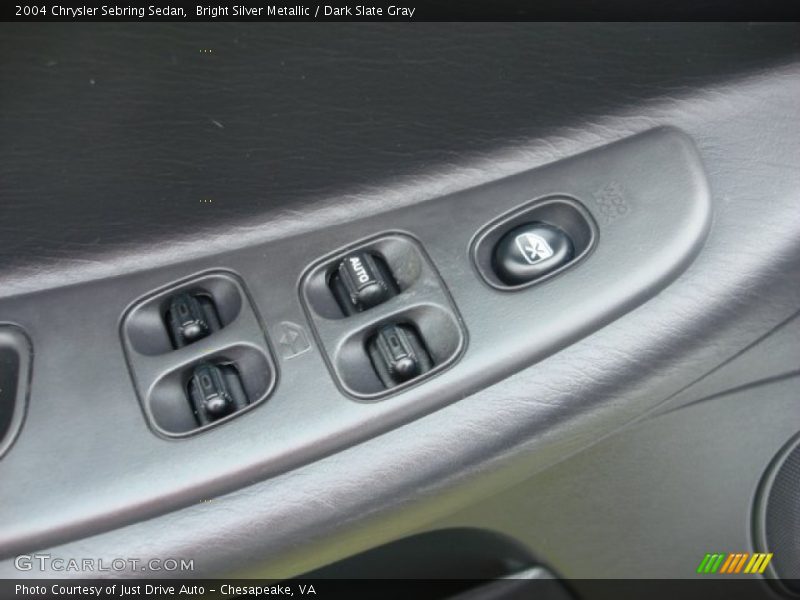 Bright Silver Metallic / Dark Slate Gray 2004 Chrysler Sebring Sedan
