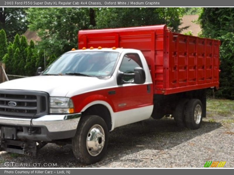 Oxford White / Medium Graphite 2003 Ford F550 Super Duty XL Regular Cab 4x4 Chassis