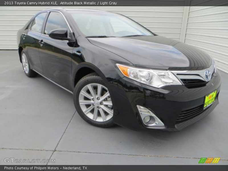 Attitude Black Metallic / Light Gray 2013 Toyota Camry Hybrid XLE