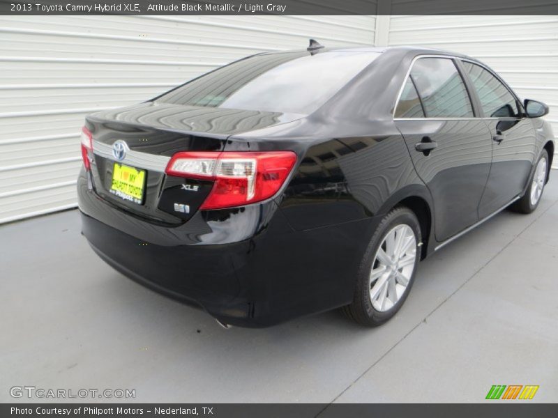 Attitude Black Metallic / Light Gray 2013 Toyota Camry Hybrid XLE