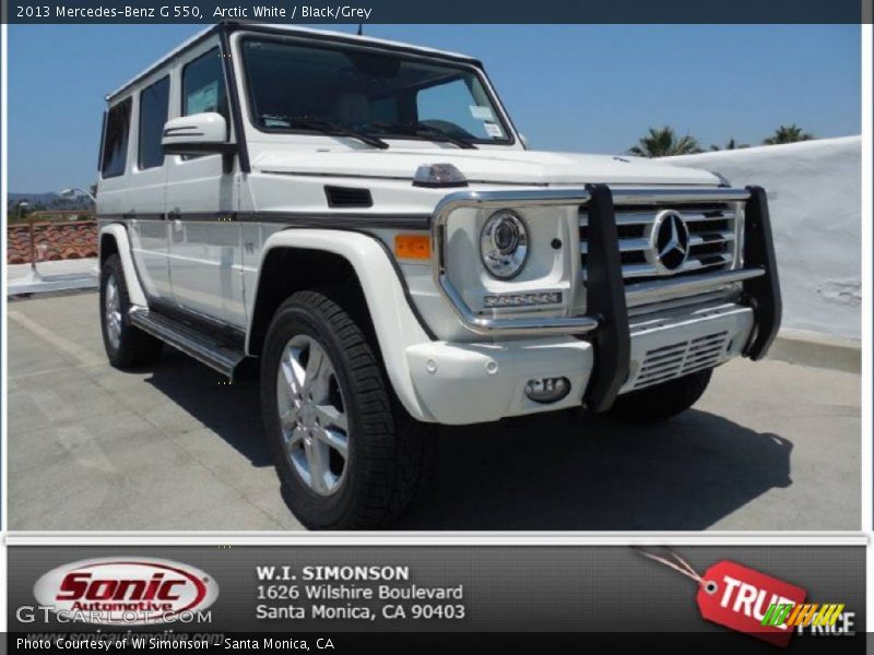 Arctic White / Black/Grey 2013 Mercedes-Benz G 550