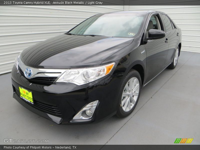 Attitude Black Metallic / Light Gray 2013 Toyota Camry Hybrid XLE