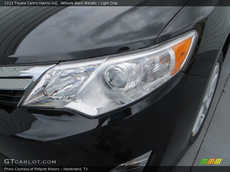 Attitude Black Metallic / Light Gray 2013 Toyota Camry Hybrid XLE