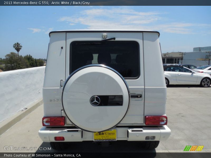 Arctic White / Black/Grey 2013 Mercedes-Benz G 550