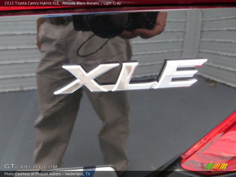 Attitude Black Metallic / Light Gray 2013 Toyota Camry Hybrid XLE