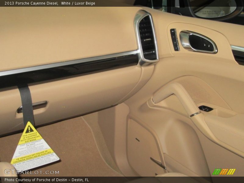 White / Luxor Beige 2013 Porsche Cayenne Diesel