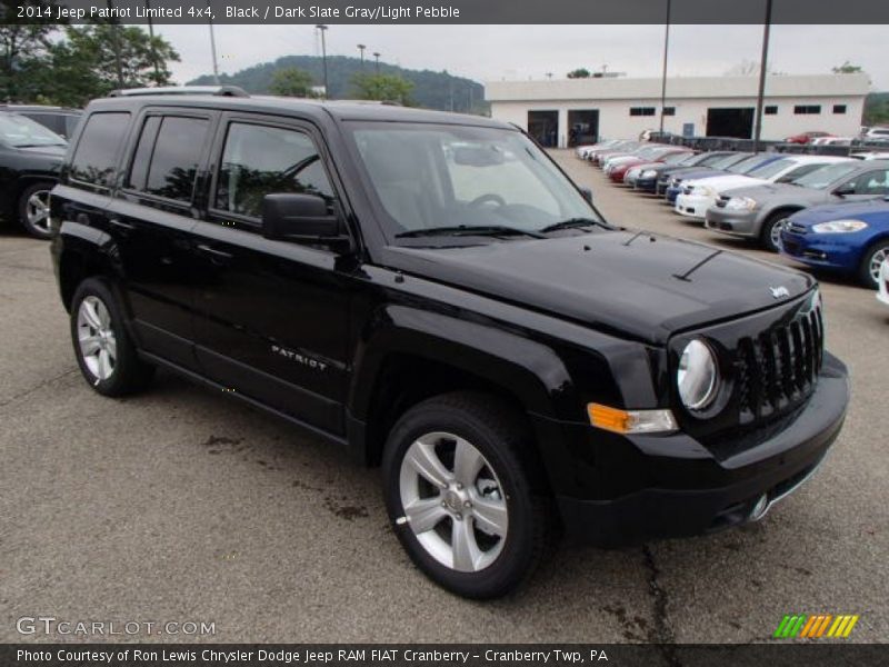 Front 3/4 View of 2014 Patriot Limited 4x4