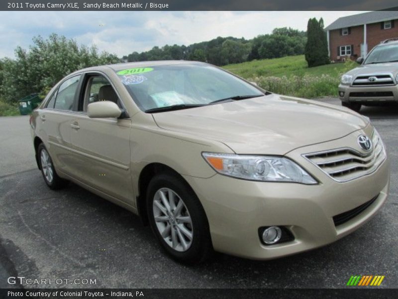 Sandy Beach Metallic / Bisque 2011 Toyota Camry XLE