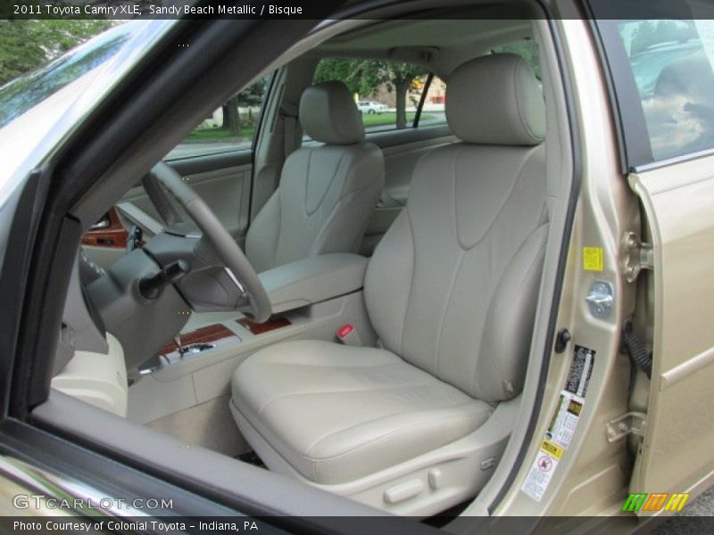 Sandy Beach Metallic / Bisque 2011 Toyota Camry XLE