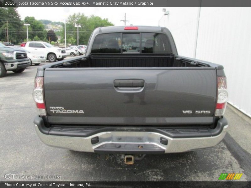 Magnetic Gray Metallic / Graphite 2010 Toyota Tacoma V6 SR5 Access Cab 4x4