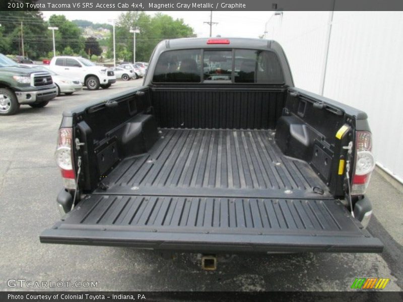 Magnetic Gray Metallic / Graphite 2010 Toyota Tacoma V6 SR5 Access Cab 4x4