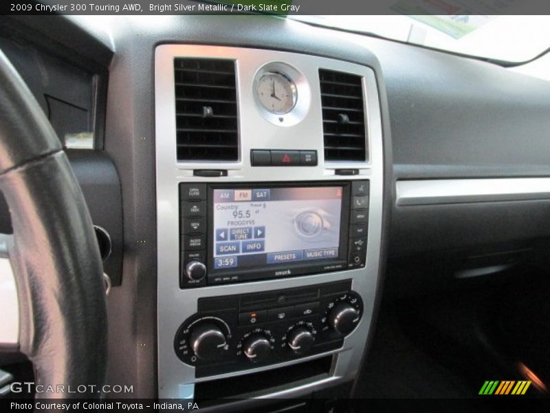 Bright Silver Metallic / Dark Slate Gray 2009 Chrysler 300 Touring AWD
