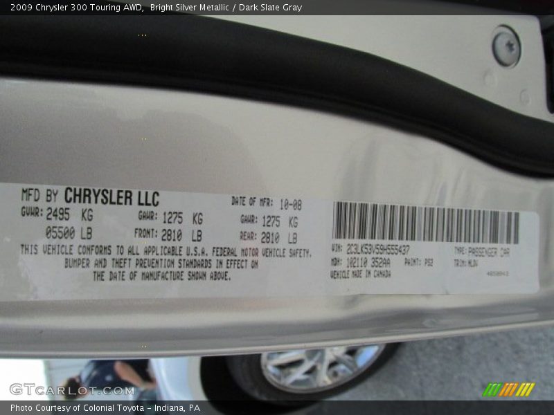 Bright Silver Metallic / Dark Slate Gray 2009 Chrysler 300 Touring AWD