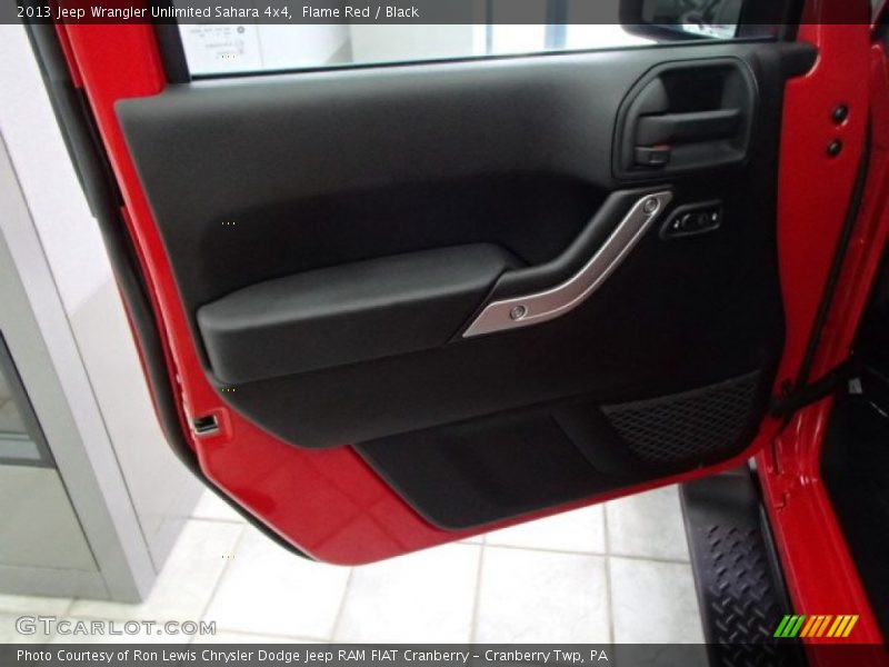 Flame Red / Black 2013 Jeep Wrangler Unlimited Sahara 4x4