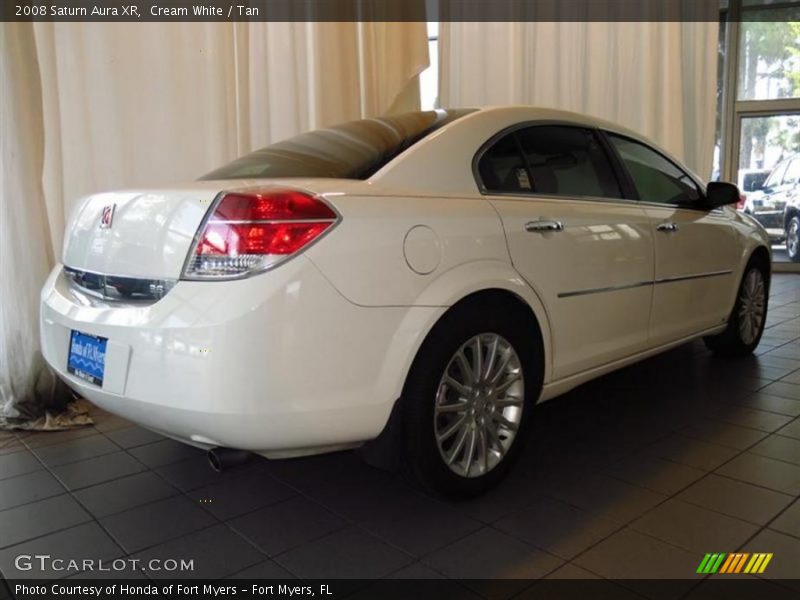 Cream White / Tan 2008 Saturn Aura XR