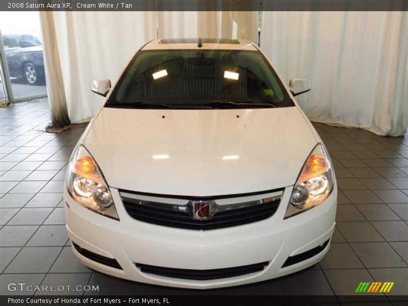 Cream White / Tan 2008 Saturn Aura XR