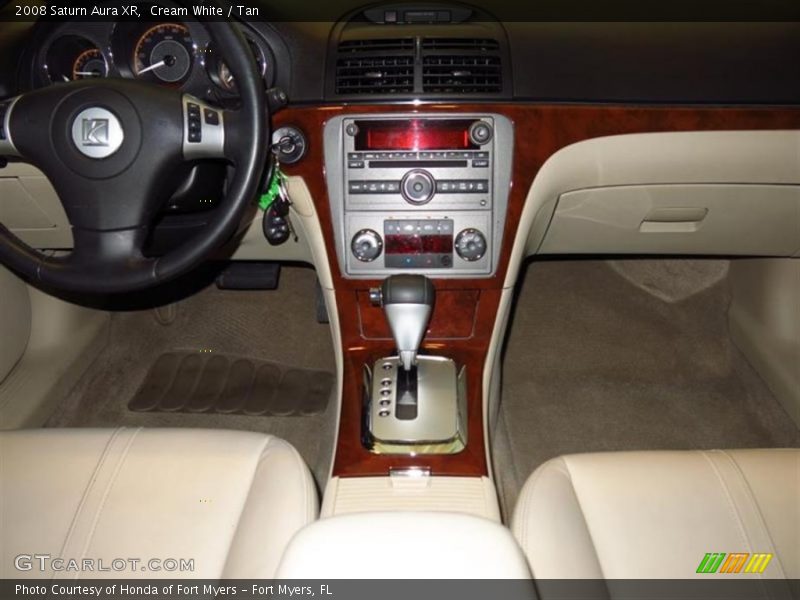Cream White / Tan 2008 Saturn Aura XR
