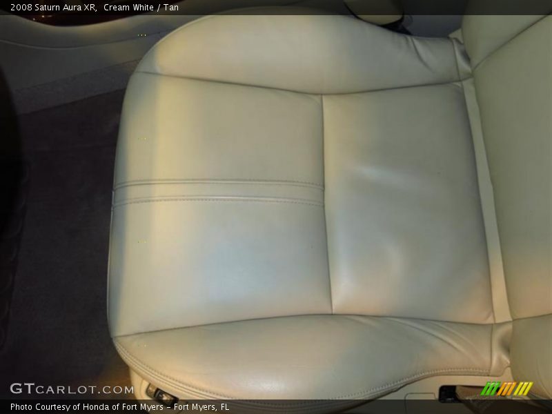 Cream White / Tan 2008 Saturn Aura XR