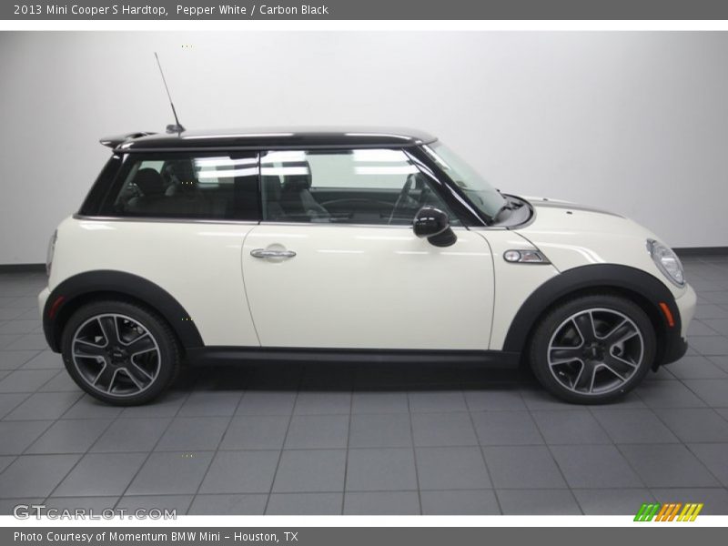 Pepper White / Carbon Black 2013 Mini Cooper S Hardtop