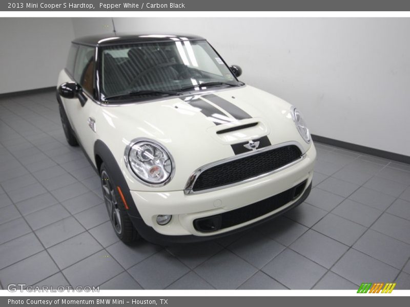 Pepper White / Carbon Black 2013 Mini Cooper S Hardtop