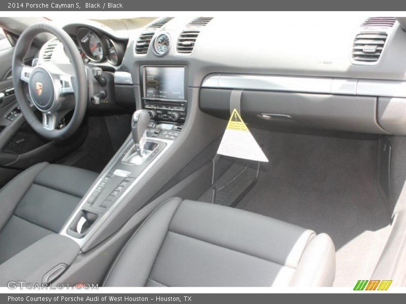 Dashboard of 2014 Cayman S